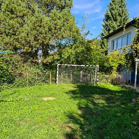 Kinder- Und Hundeparadies Mit Grossem Eingezaeunten Garten Lägenhet